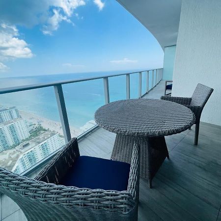 Stay At The Top With Amazing Views By Rent4Us Hollywood Bagian luar foto