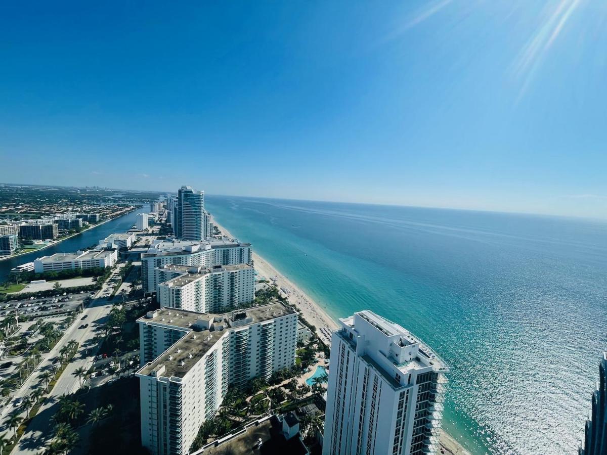 Stay At The Top With Amazing Views By Rent4Us Hollywood Bagian luar foto