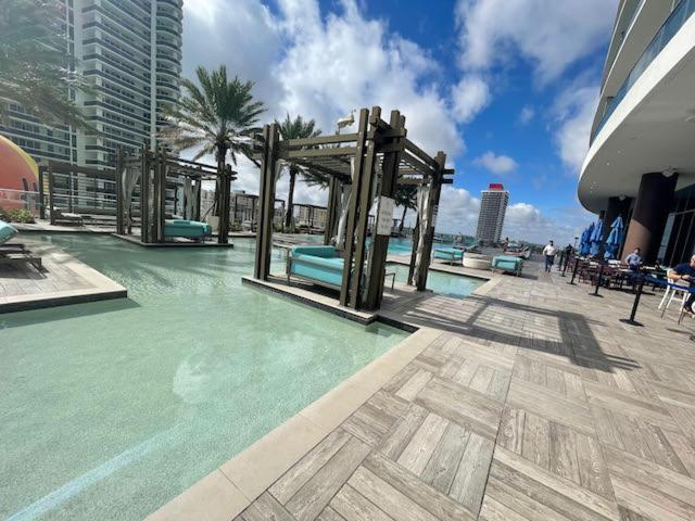 Stay At The Top With Amazing Views By Rent4Us Hollywood Bagian luar foto