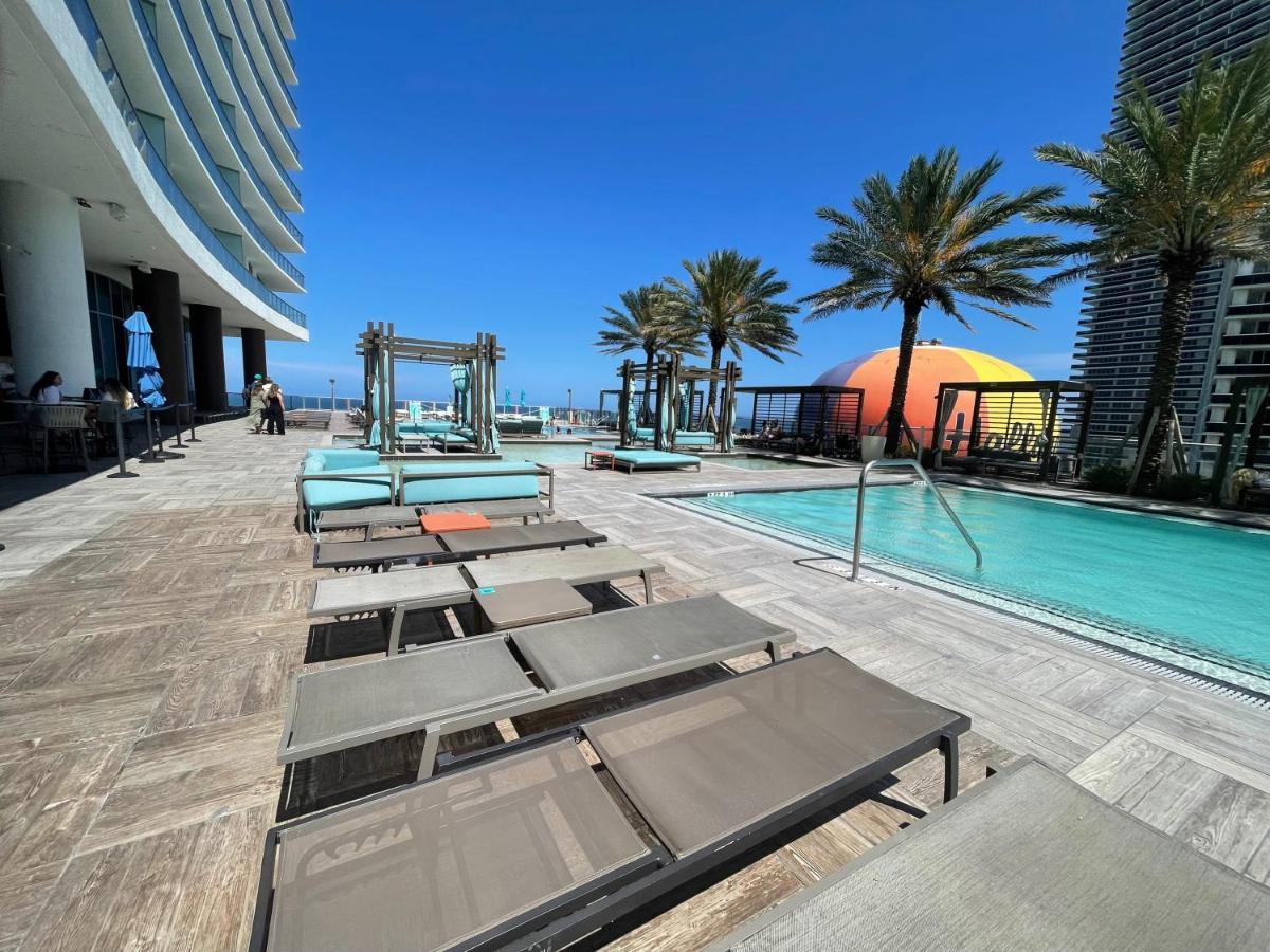 Stay At The Top With Amazing Views By Rent4Us Hollywood Bagian luar foto