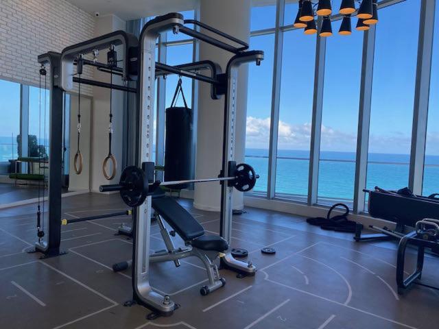 Stay At The Top With Amazing Views By Rent4Us Hollywood Bagian luar foto