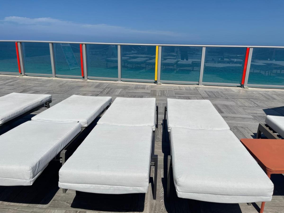 Stay At The Top With Amazing Views By Rent4Us Hollywood Bagian luar foto