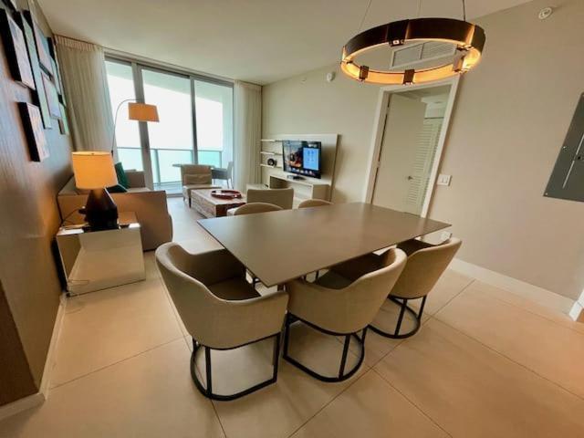 Stay At The Top With Amazing Views By Rent4Us Hollywood Bagian luar foto