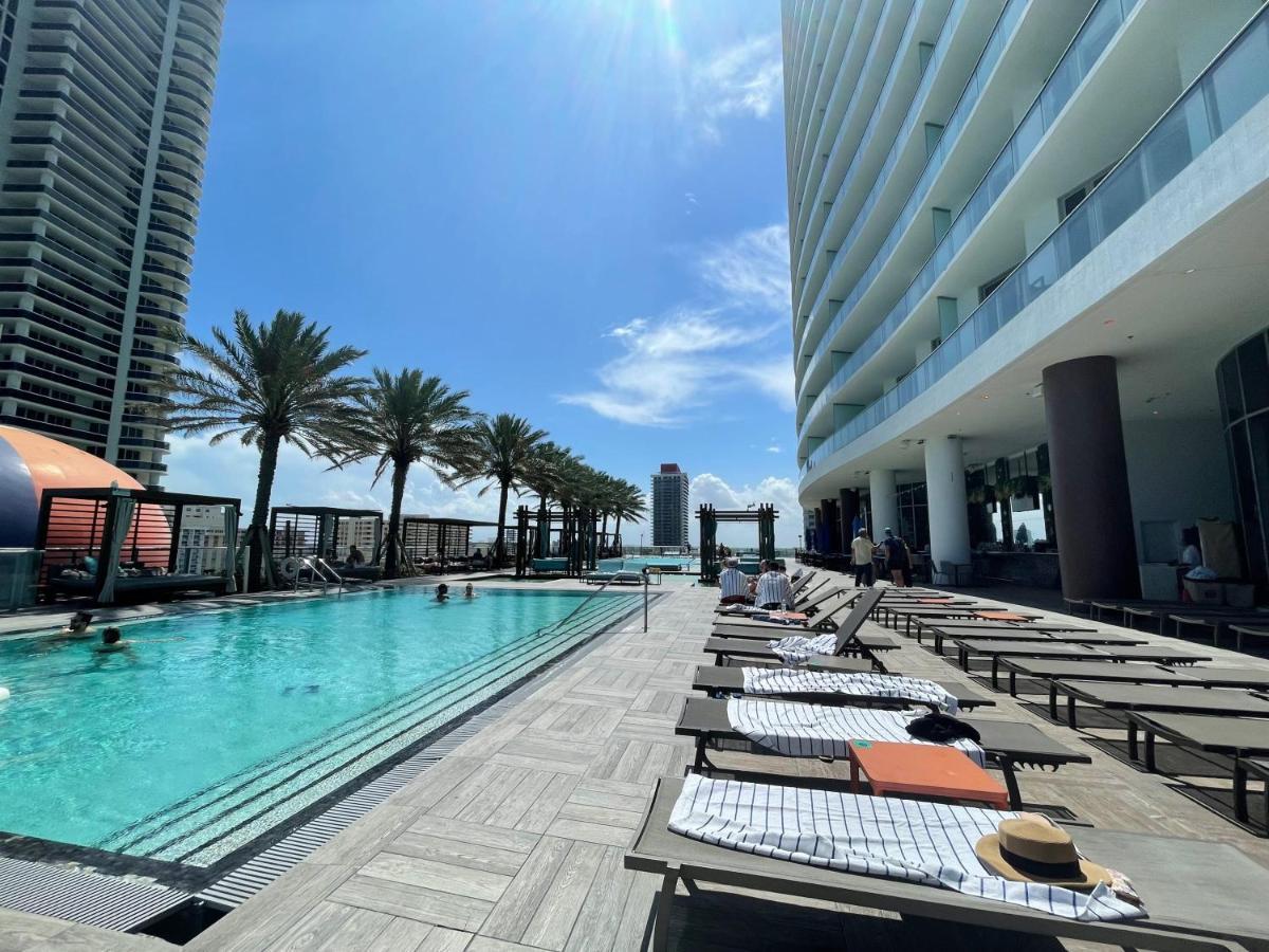 Stay At The Top With Amazing Views By Rent4Us Hollywood Bagian luar foto